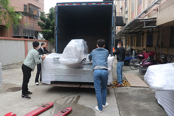 恭喜贵州冯总喜提9500金沙集团APPuv打印机一台！！！